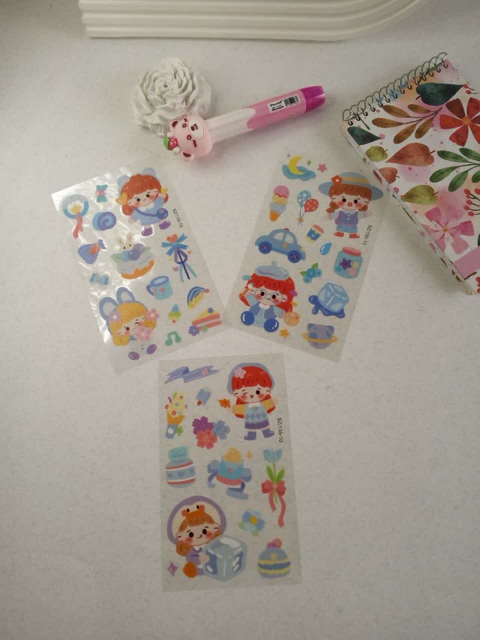 استیکر  ۳تایی دختر و کرومی